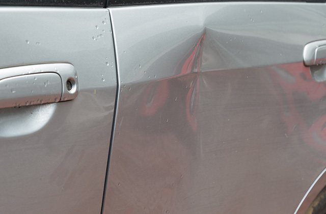 ドア板金塗装の例