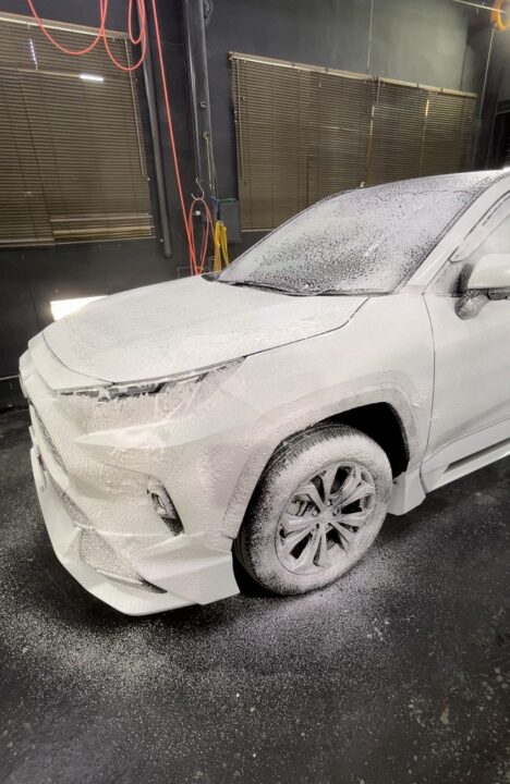 RAV４　コーティング前洗車　下準備　下地作り