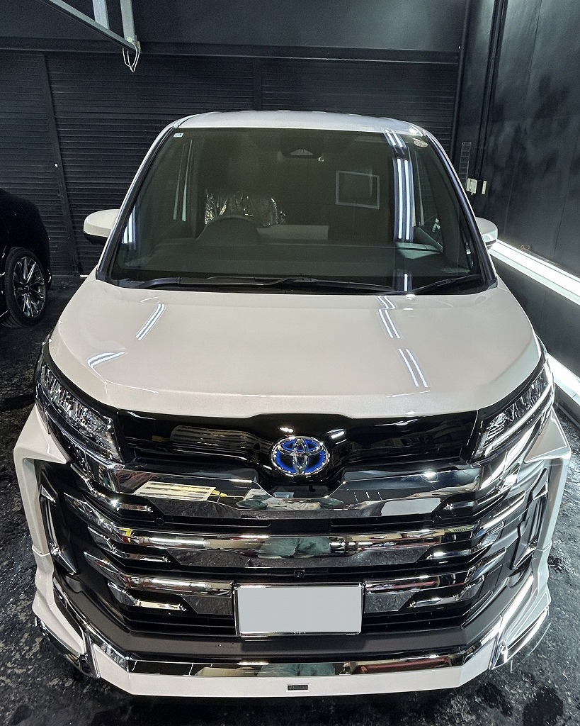 TOYOTAノアセラミックコーティングSystemXPRO施工