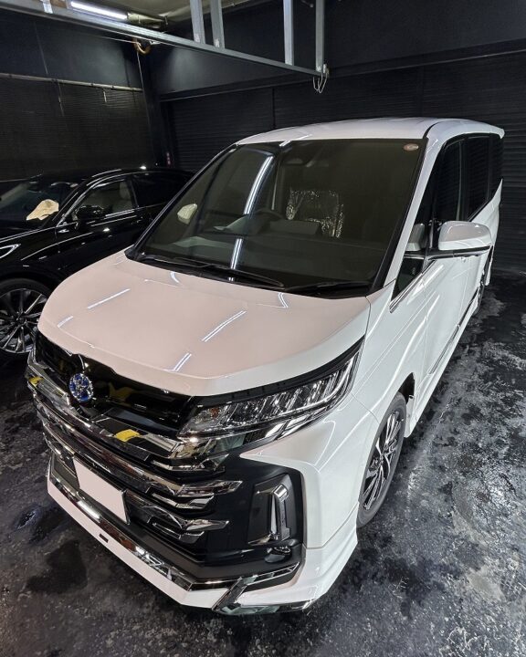 TOYOTAノアセラミックコーティングSystemXPRO施工