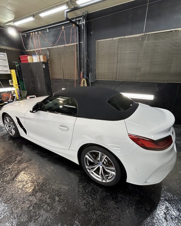 BMW　Z4　Ｇguardガラスコーティング３層（親水）磨き（ミドルフィニッシュ）＋ホイールコーティング