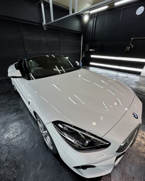 BMW　Z4　Ｇguardガラスコーティング３層（親水）磨き（ミドルフィニッシュ）＋ホイールコーティング