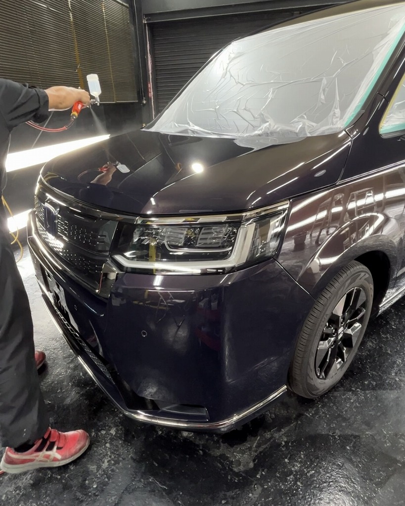 Ｇguardガラスコーティング2層（ハードフィニッシュ）1層目吹き付け施工