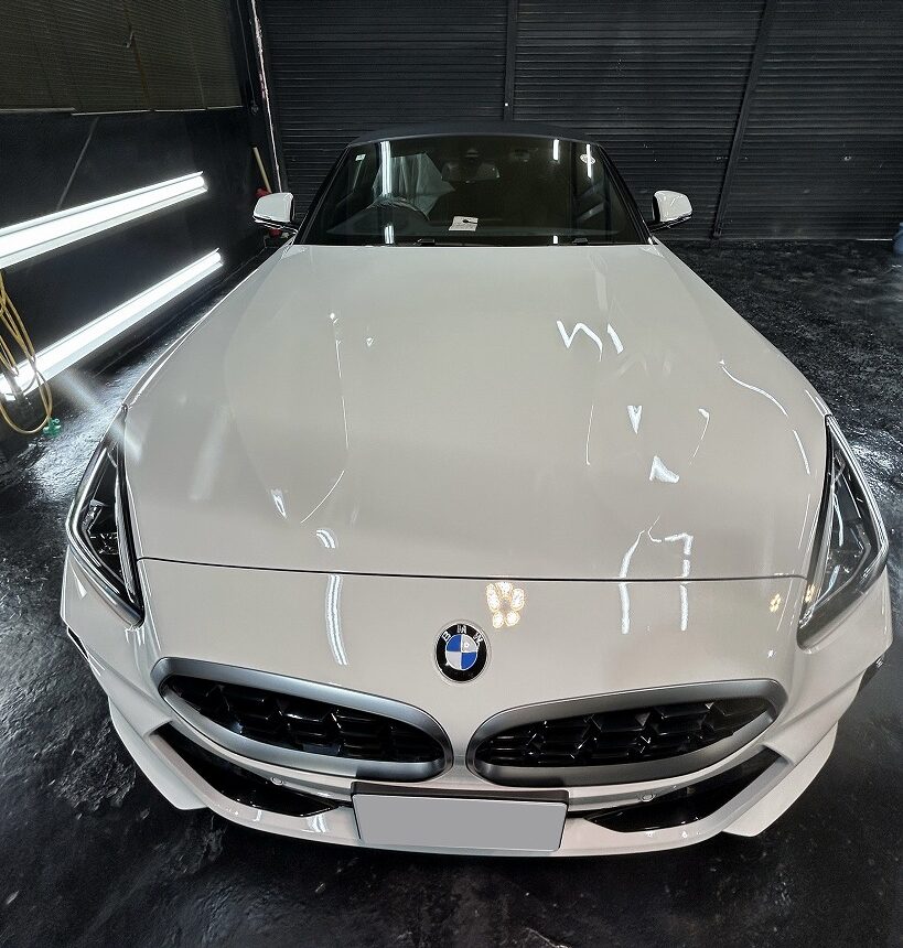 BMW　Z4　Ｇguardガラスコーティング３層（親水）磨き（ミドルフィニッシュ）＋ホイールコーティング