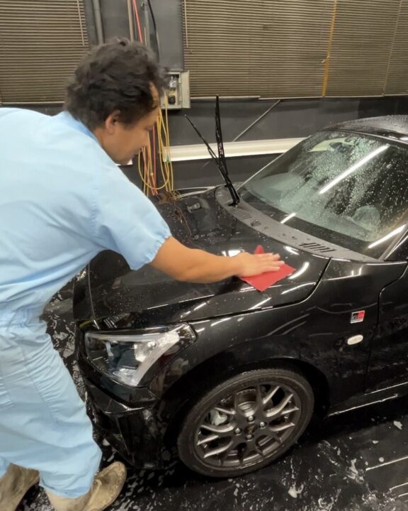DAIHATSU コペン Gguardガラスコーティング5層(親水)施工前粘土タオルを使って付着物除去