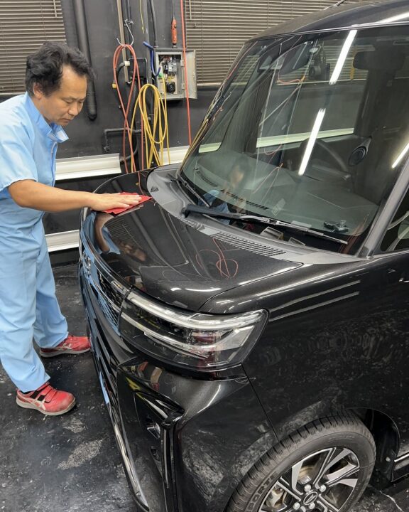 DAIHATSU タントセラミックコーティングSystemX CrystalSSとフロントガラス撥水コーティング施工前粘土タオル