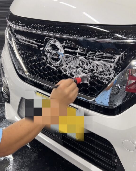 NISSANルークス　セラミックコーティングSystemX　DiamondSS　　 施工前グリル洗浄