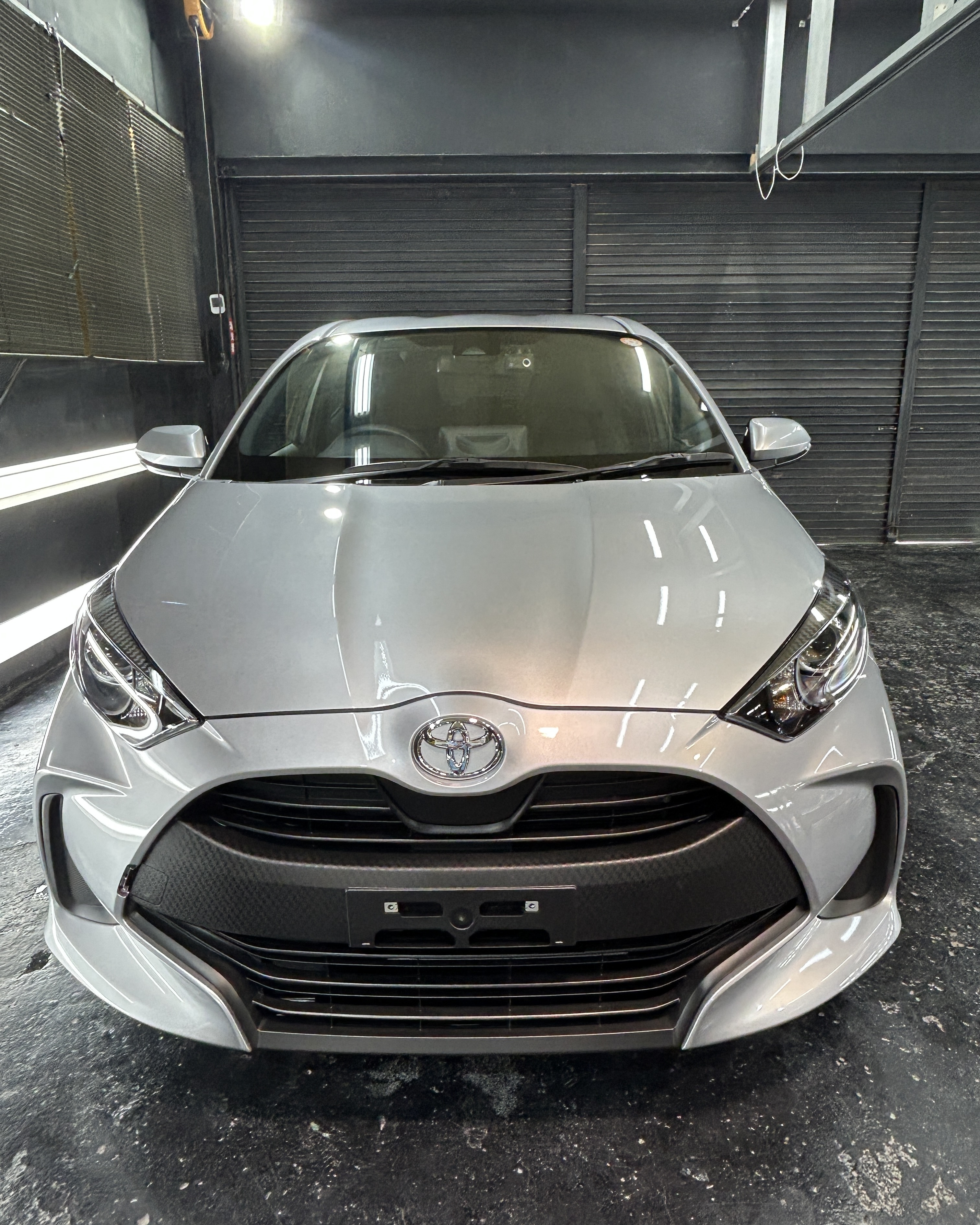 TOYOTAヤリスセラミックコーティングSystemXPRO(ミドルフニッシュ）