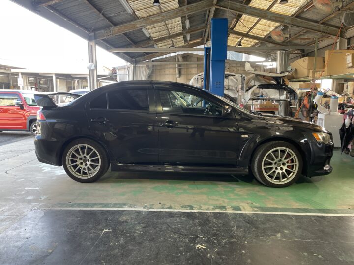 IMG_1166 - 鈑金塗装・カーコーティング・車検|山口県 東洋ボデー株式会社 三菱 ランサー エボリューション 全塗装