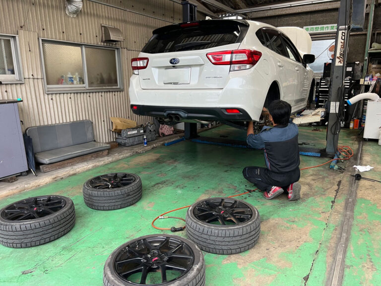 スバル　インプレッサ　車検整備　タイヤ交換