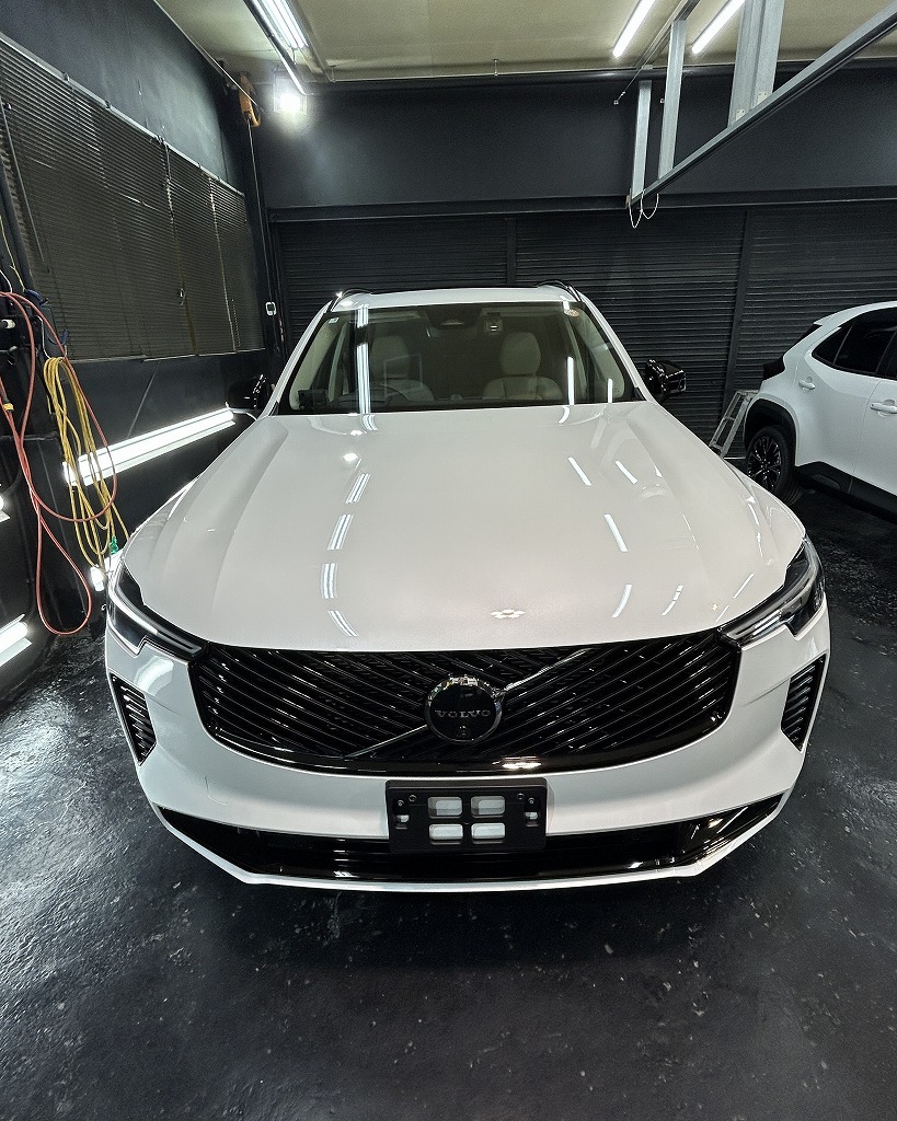 ボルボXC90Gguardガラスコーティング3層(親水)+ホイールコーティング+サンルーフコーティング+シートコーティング