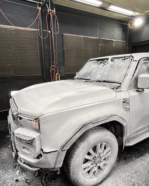 ランドクルーザー250セラミックコーティングSystemX MAXとホイールコーティングSystemX施工前洗車