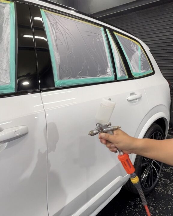 ボルボXC90Gguardガラスコーティング1層・2層吹き付けコーティング施工