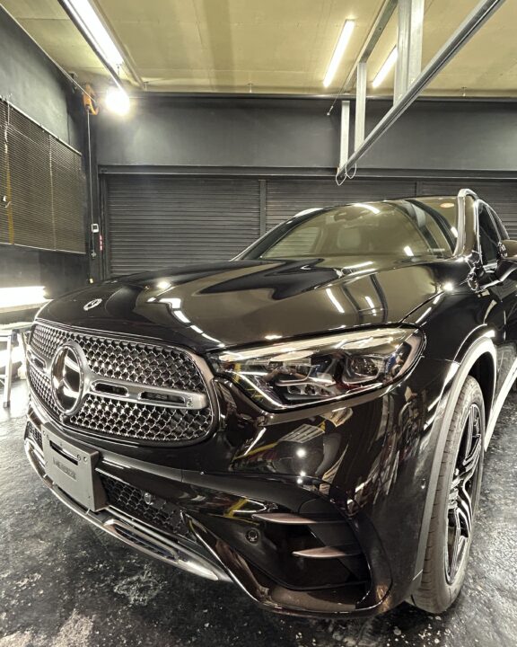 メルセデスベンツ GLB200d Gguardガラスコーティング3層(親水)+ホイールコーティング