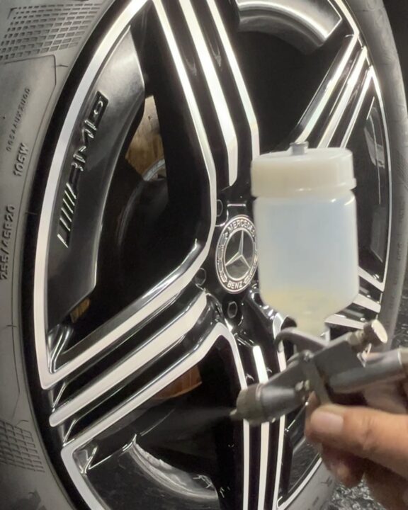 メルセデスベンツ GLB200d Gguardガラスコーティングホイールコーティング