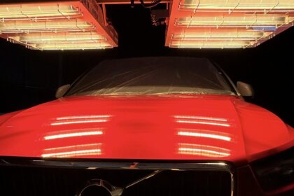 ボルボ XC40 Gguardガラスコーティング3層(親水)施工後近赤外線ヒーター乾燥硬化