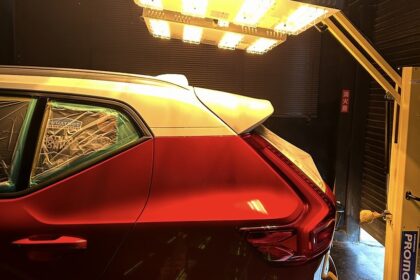 ボルボ XC40 Gguardガラスコーティング3層(親水)施工後近赤外線ヒーター乾燥硬化