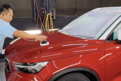 ボルボ XC40 Gguardガラスコーティングトップコート(親水)ダブルアクションで施工