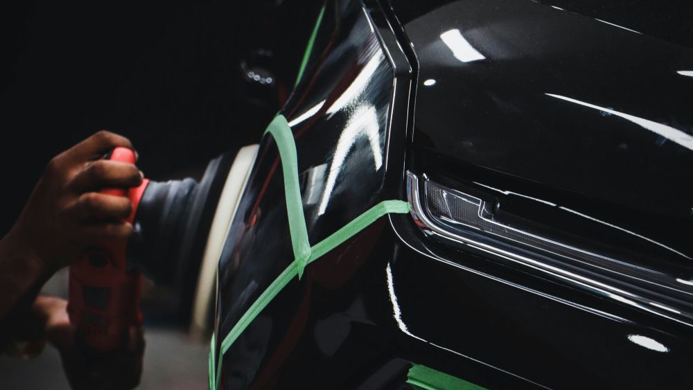 neelabh-raj-rS9PBJBY5pc-unsplash - 鈑金塗装・カーコーティング・車検|山口県 東洋ボデー株式会社 カーコーティングの料金について解説するイメージ