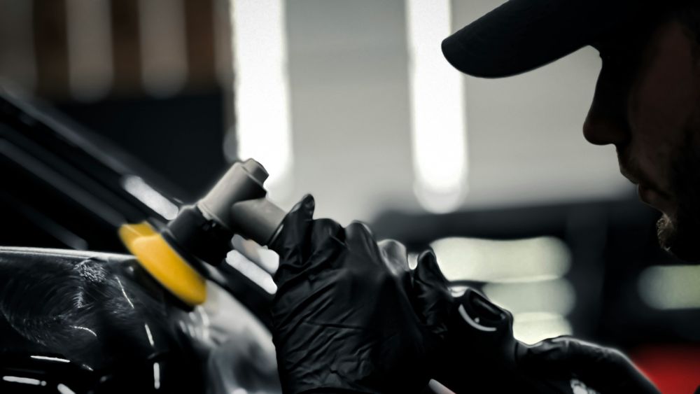 - 鈑金塗装・カーコーティング・車検|山口県 東洋ボデー株式会社 カーコーティングで失敗しないためには「お店選び」が最も重要であることを解説するイメージ