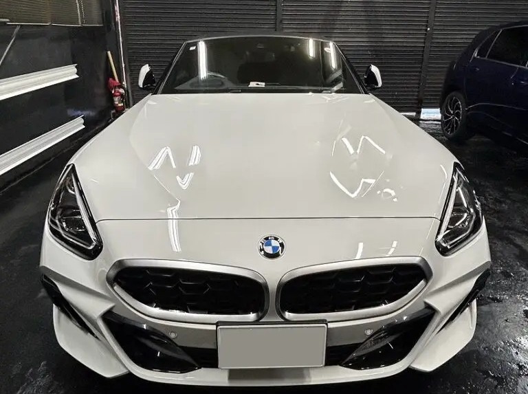BMW Z4 にガラスコーティングを施工