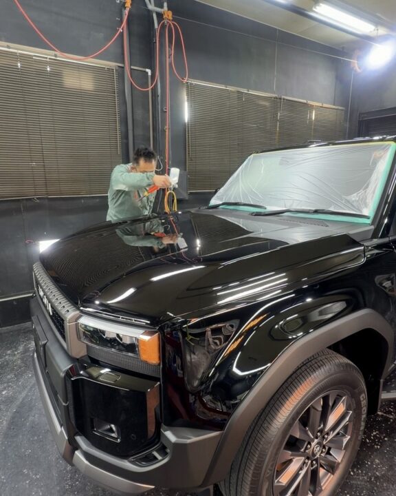 TOYOTAランドクルーザＧguardガラスコーティング1層・2層吹き付けコーティング施工