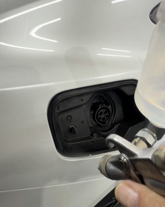 TOYOTA プリウス素地部ガラスコーティング吹き付け施工