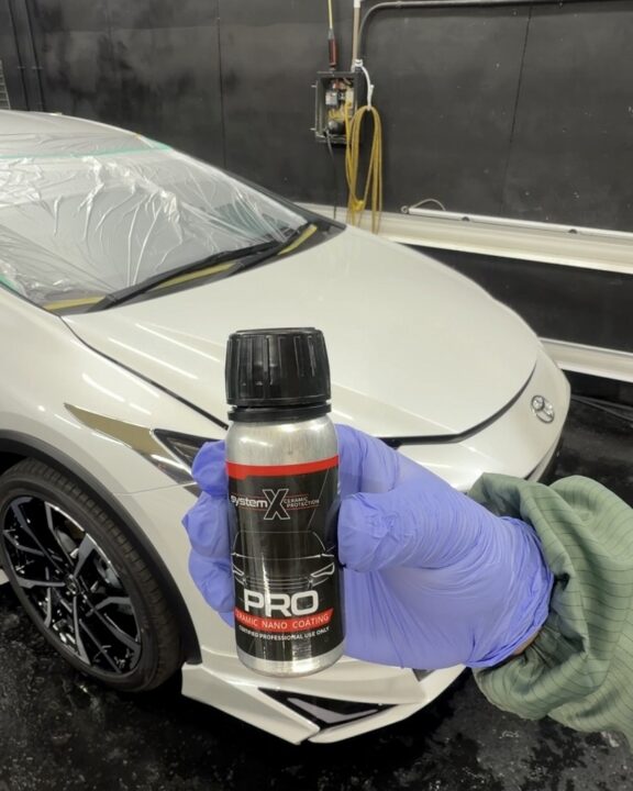 TOYOTA プリウスセラミックコーティング専用プライマー吹き付け施工