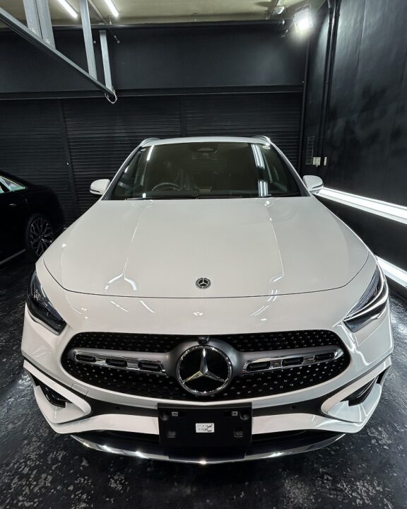 メルセデスベンツ GLA180にセラミックコーティングSystemX Crystal SSを施工