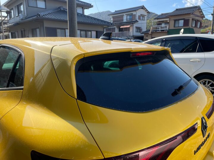 IMG_8659 - 鈑金塗装・カーコーティング・車検|山口県 東洋ボデー株式会社 ルノー・スポール メガーヌ R.S ウルティム スポイラー取付・塗装