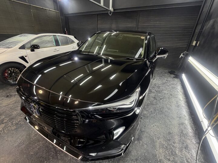 HONDAヴェゼル　Gguardガラスコーティング　プラチナ　親水コーティング３層