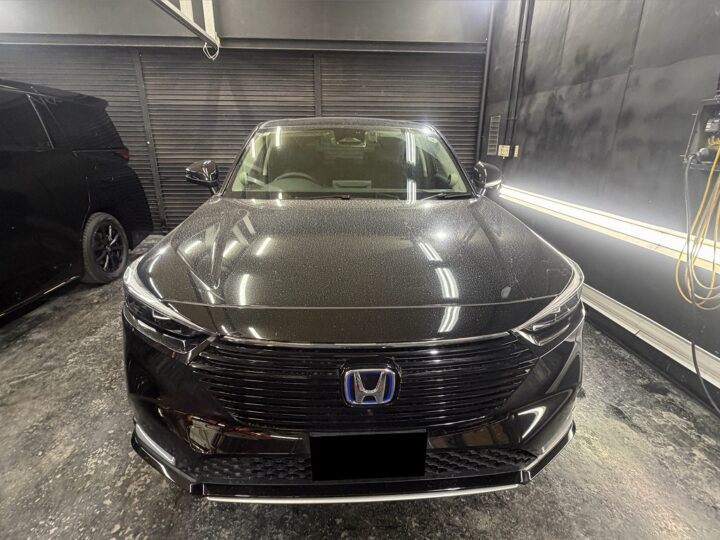 HONDAヴェゼルコーティング車入庫状態