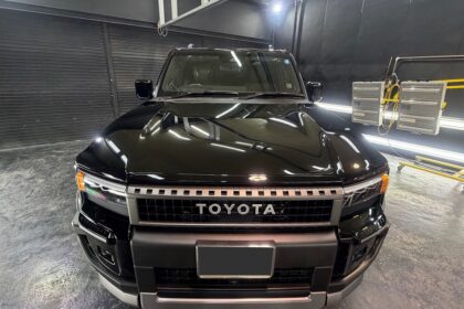 TOYOTAランドクルーザにプラチナコーティングを施工