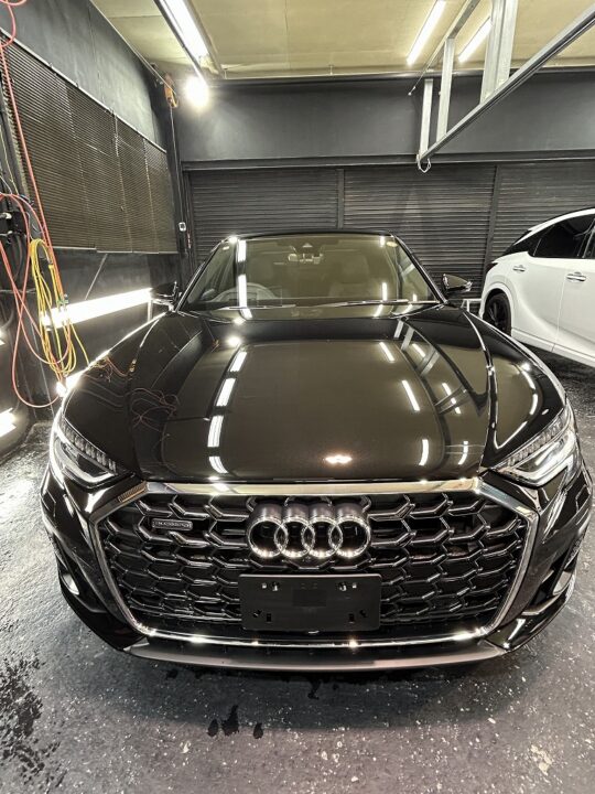 アウディ―A8にGguardガラスコーティング3層プラチナコーティングを施工