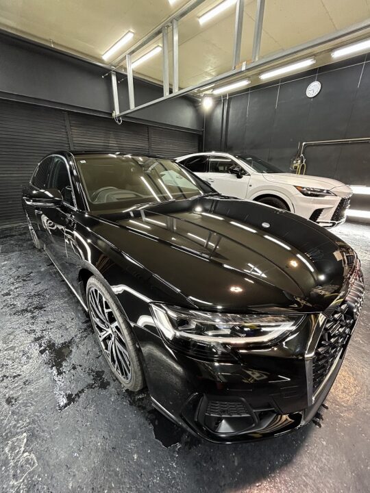 アウディ―A8にGguardガラスコーティング3層プラチナコーティングを施工