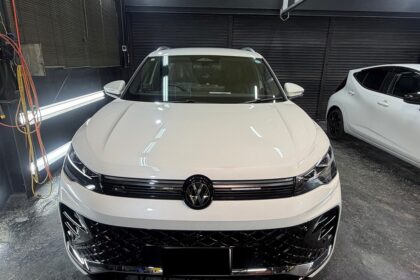 フォルクスワーゲンのティグアンにセラミックコーティングSystemX Crystal SS　フロントガラスコーティング　 ホイールコーティングを施工