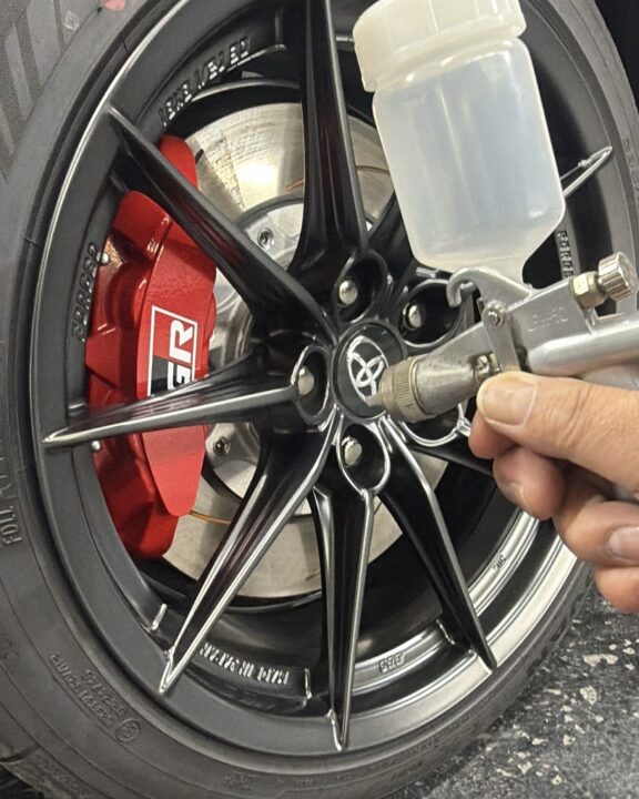 TOYOTA GRカローラにGguardガラスホイールコーティング施工