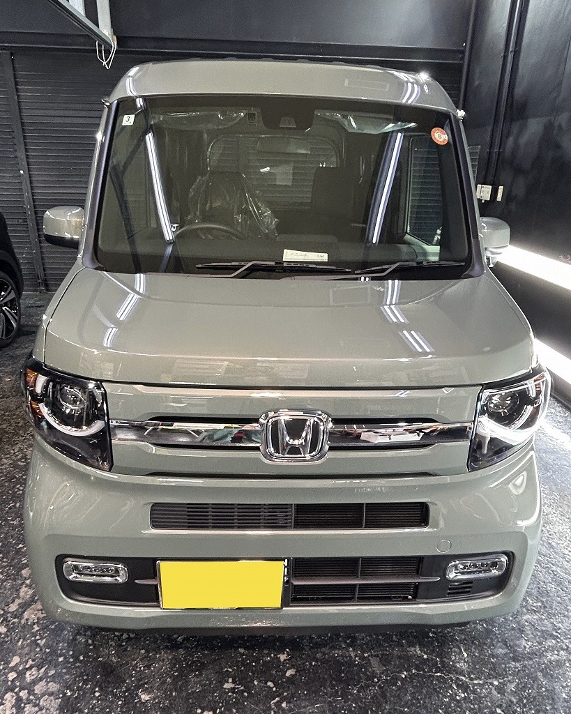 HONDA　N-VANにGguardガラスコーティング3層親水タイプをコーティング施工