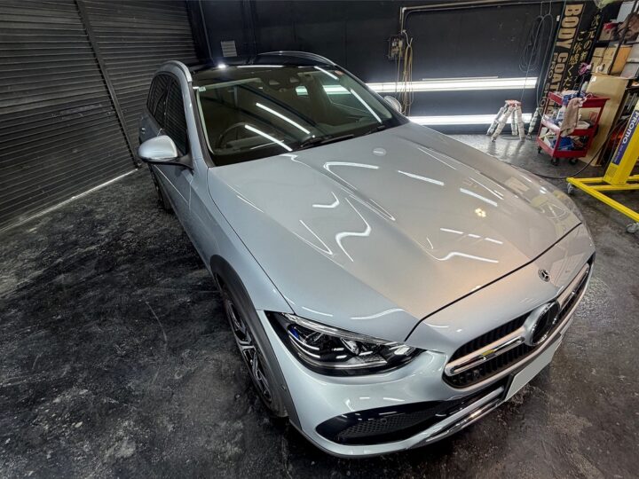 中古のベンツC220dをピカピカに磨いてセラミックコーティングを施工して新車以上の状態にする