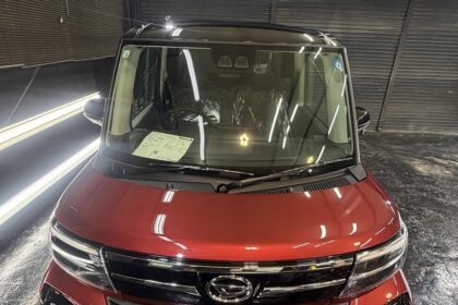 DAIHATSU タントにＧguardガラスコーティング３層（親水）を施工