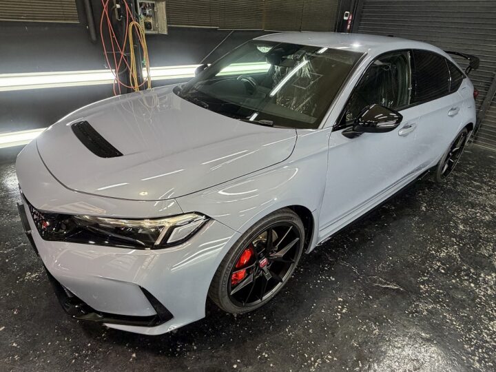 HONDAシビックTYPE-RにセラミックコーティンングSystemXPROとホイールコーティングを施工