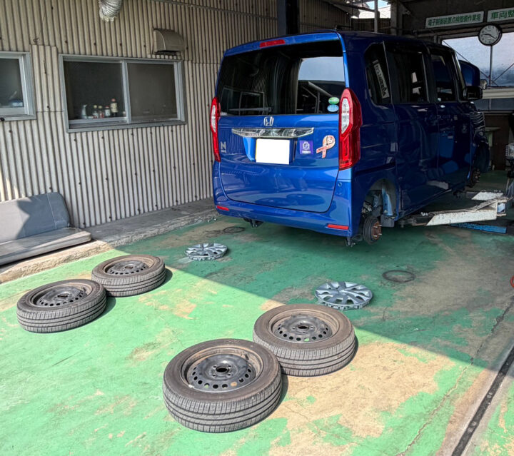 ホンダ　N-BOX