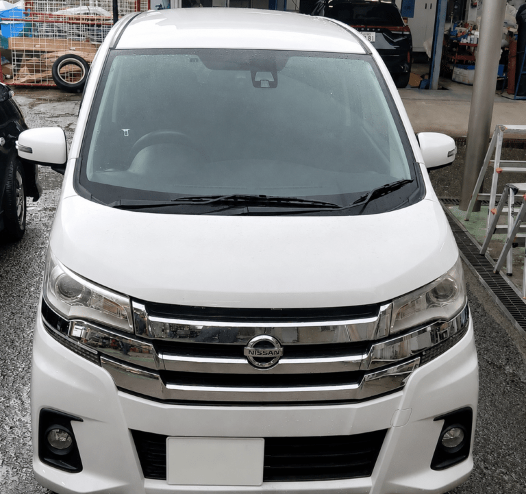 日産 デイズの車検整備・部品交換｜EGオイル・ブレーキオイル・クーラント・ウォッシャー液・ワイパーゴム・エアコンフィルター・ハブナット・右ドアミラー