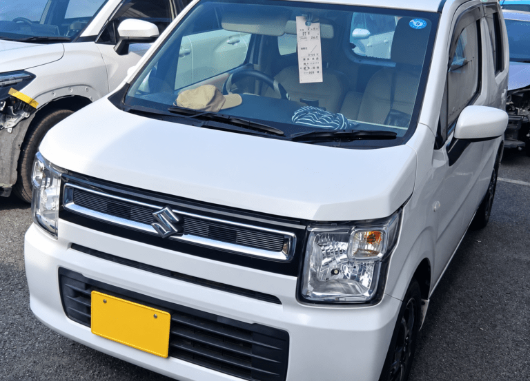 スズキ ワゴンRの安心の車検整備とリアガラス交換の施工事例
